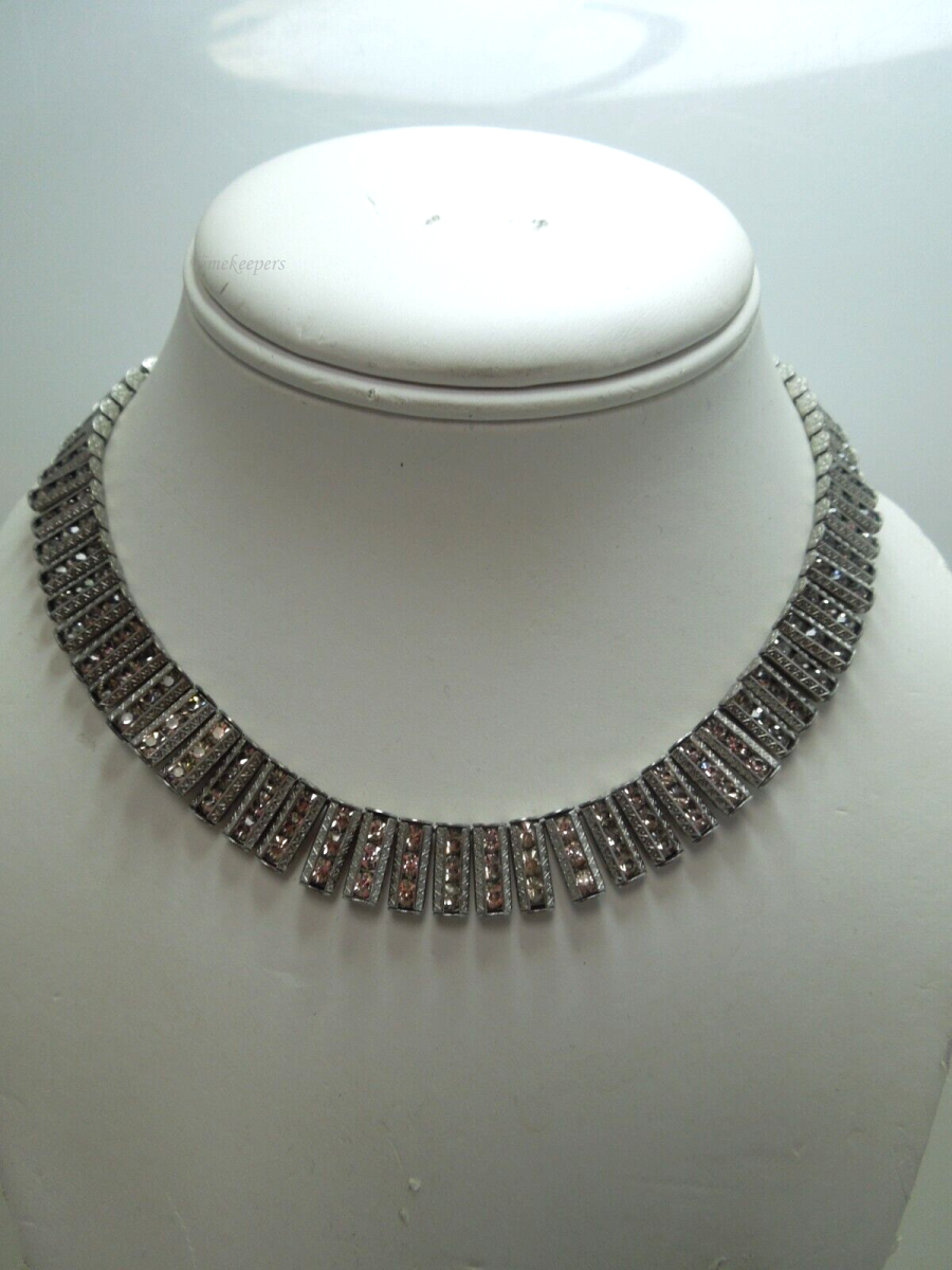 s689 Art Deco Vintage Rhinestone Engraved Link Necklace