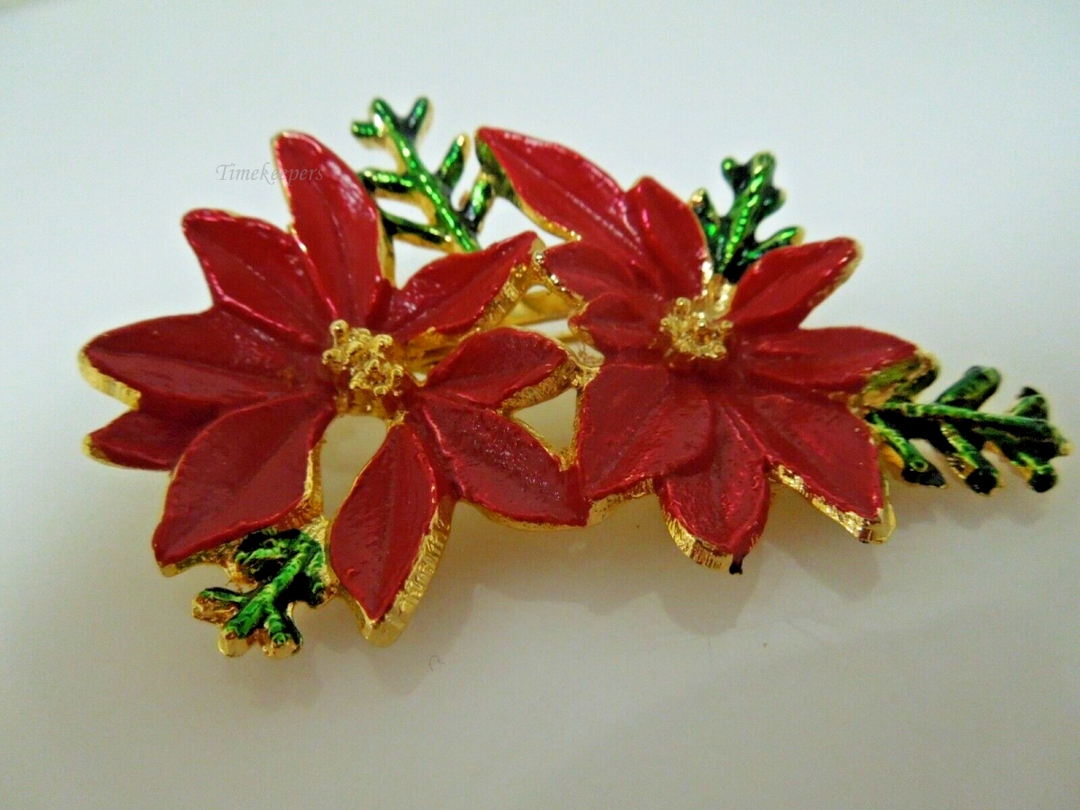 s630 Vintage Signed General Mfg Christmas Red Poinsettia Flower Brooch Pin, Pretty Vintage Red Poinsettia Flower Christmas Pin