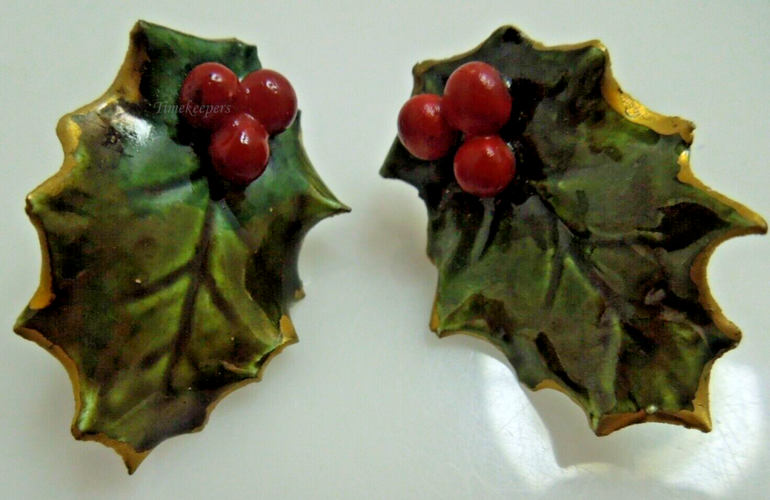 s631 Set of 3 Christmas Earrings Clip-On Vintage Pretty