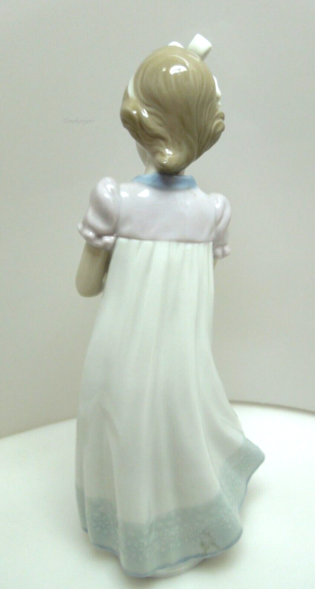 s668 Vintage LLADRO Porcelain Figure Happy Birthday Girl with Cake #5429 RETIRED