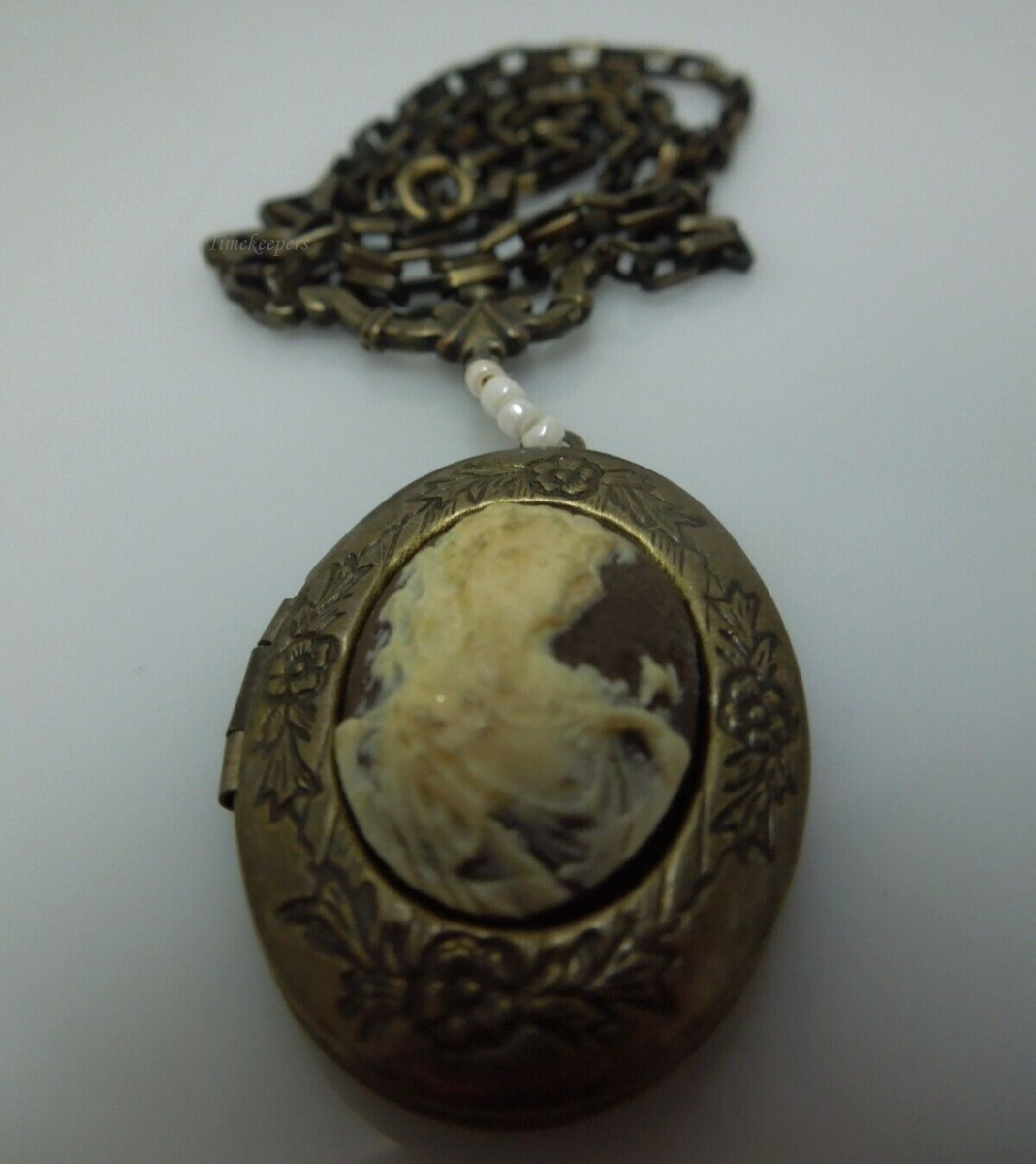 s945 Antique Vintage Gold Filled Cameo Photo Pendant