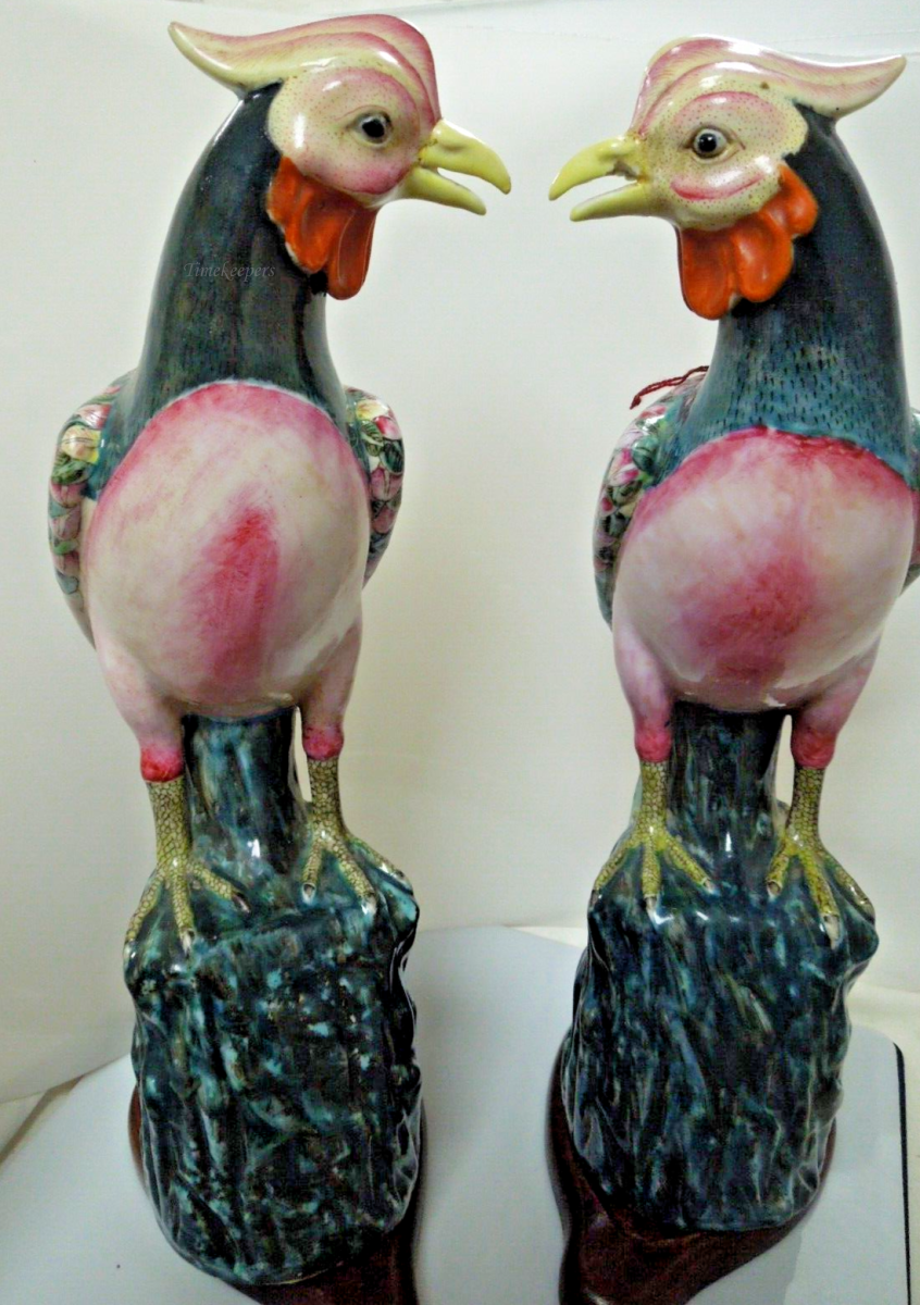 t008 Antique Pair of Porcelain Chinese Phoenix Birds Statue Pair with wooden base,Chinese Antique,Rare Collectibles,Rarest of the Rare  
