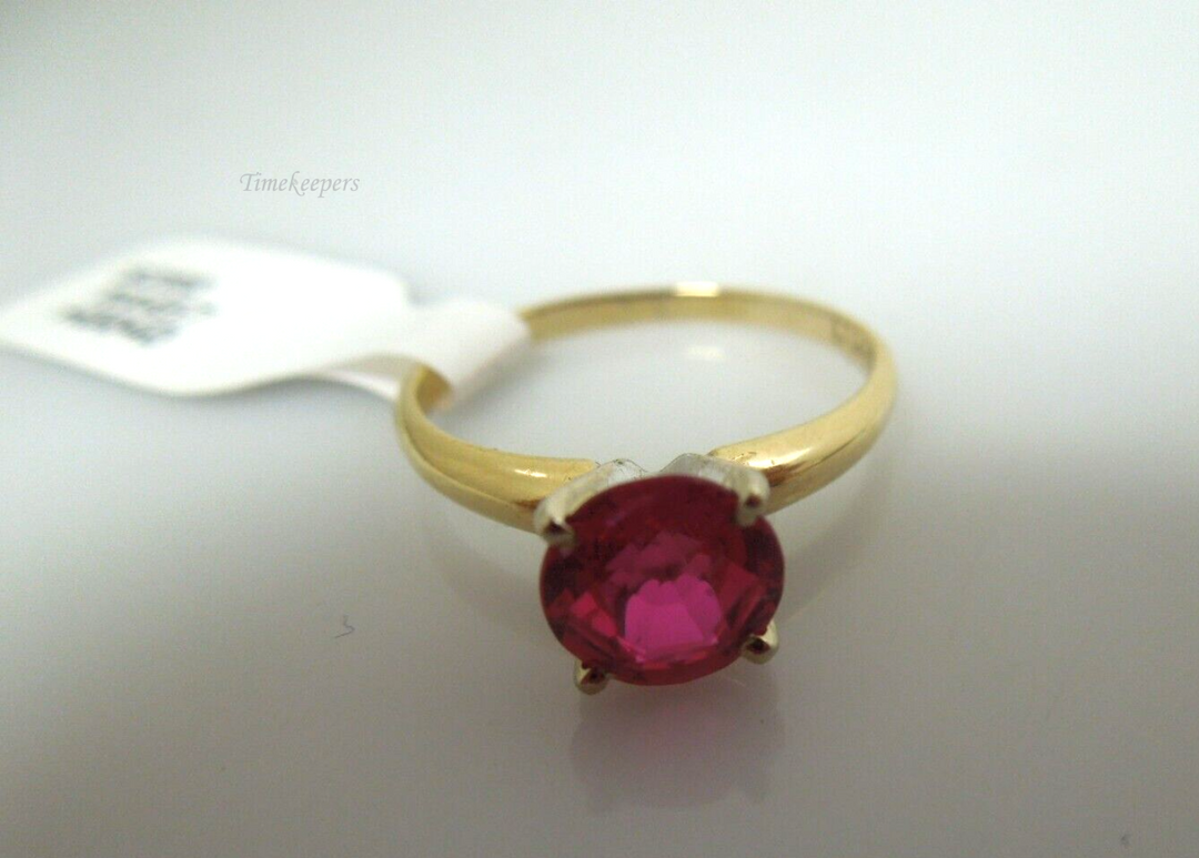 t080 14kt Yellow Gold Synthetic Ruby Ring Size 6(US) Signed 2g  