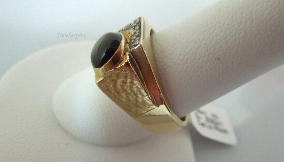 t127 14kt Yellow Gold Diamond .035cts Black Star Sapphire Ring Size 10(US)