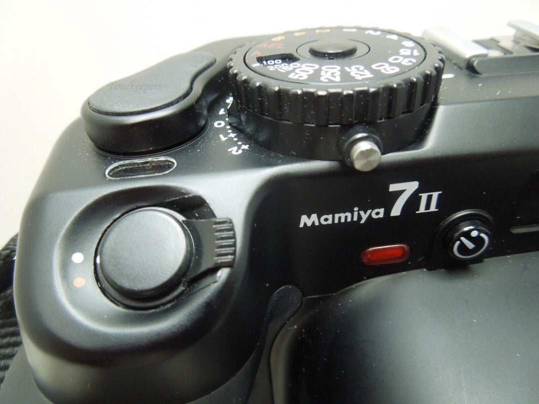 s626 Mamiya 7ii Camera + 80mm lens + Lens cap + Strap