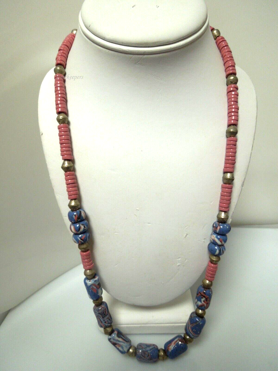 s115 Pretty Glass Beads Disc Necklace 24"  