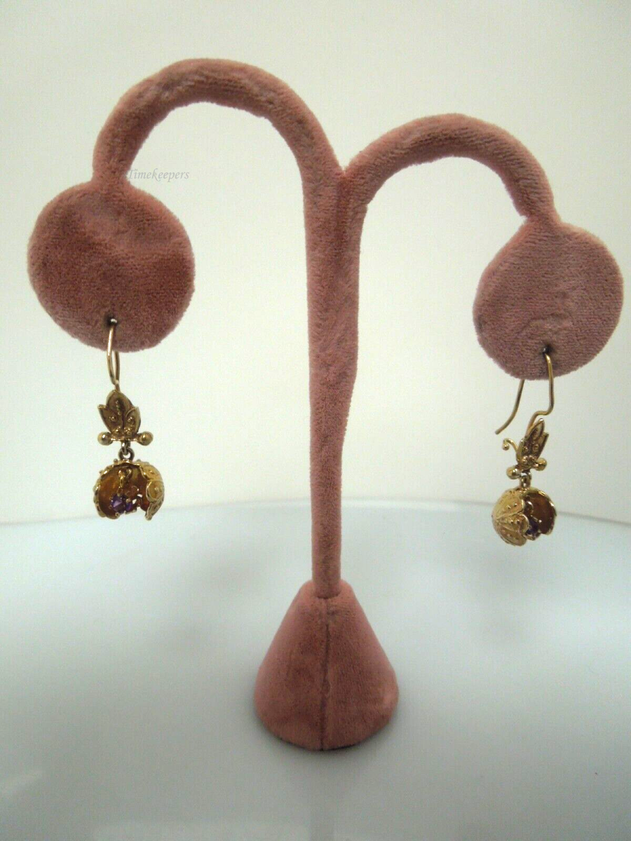 s200 Pretty Pair of 14kt Yellow Gold Dangle Earrings