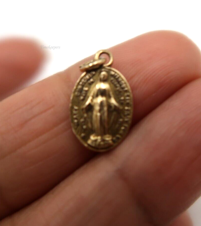 t187 Religious antique French vermeil 10kt Yellow Gold medallion pendant Miraculous medal of Immaculate Conception of Holy Virgin Mary.