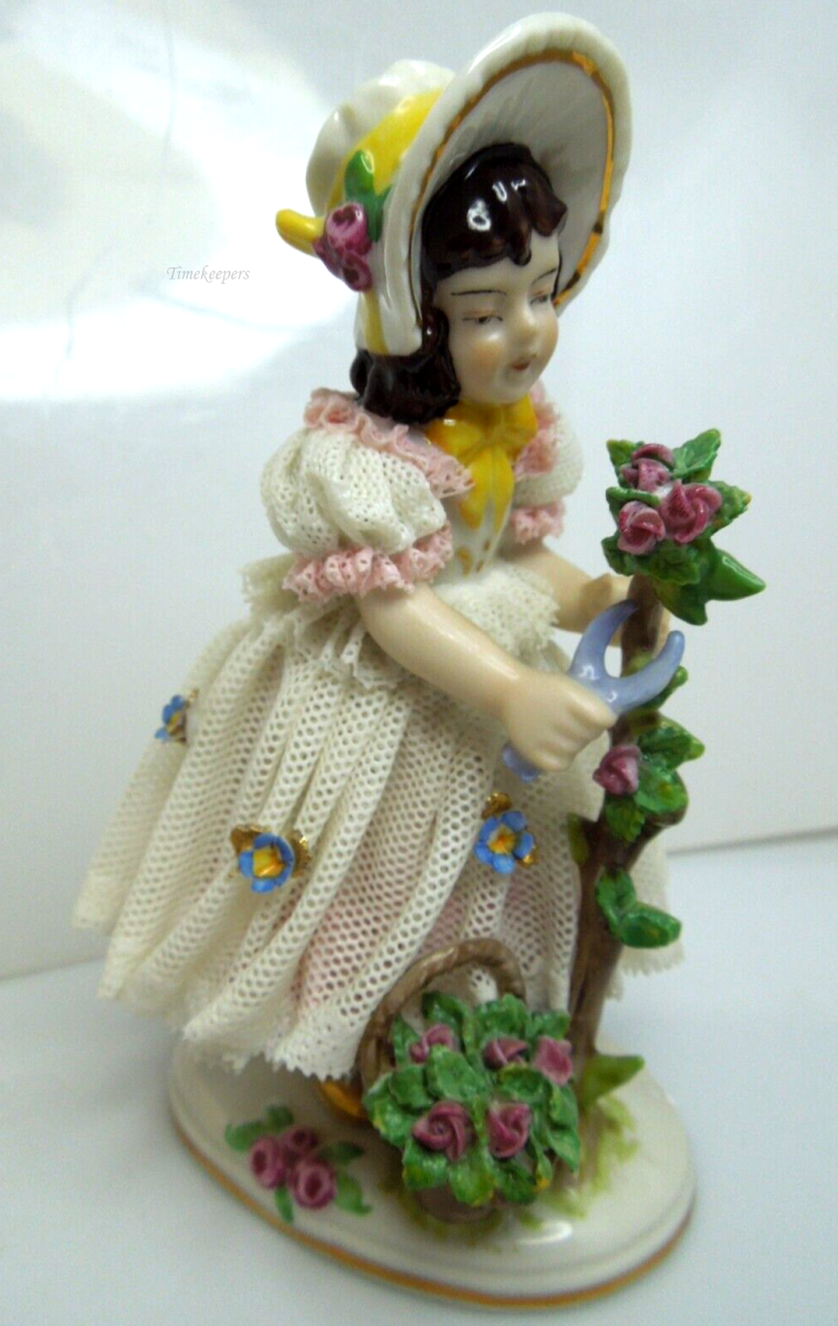 s795 Antique Dresden German Continental Porcelain Figurine Lady in Lace Trim Dress With Roses