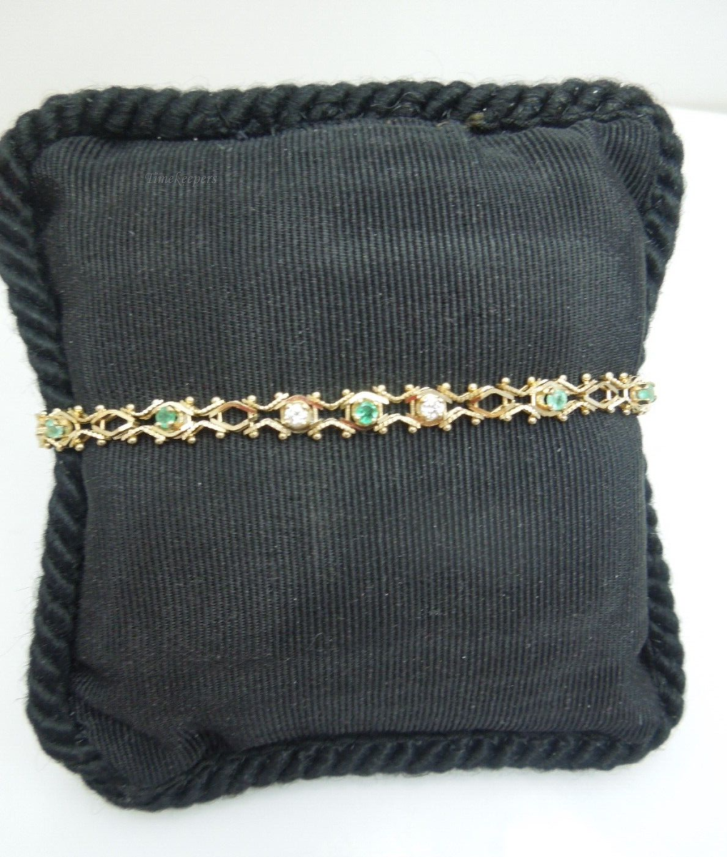 s941 Stunning 14kt Solid Yellow Gold Emerald Diamond .10 cts Bracelet