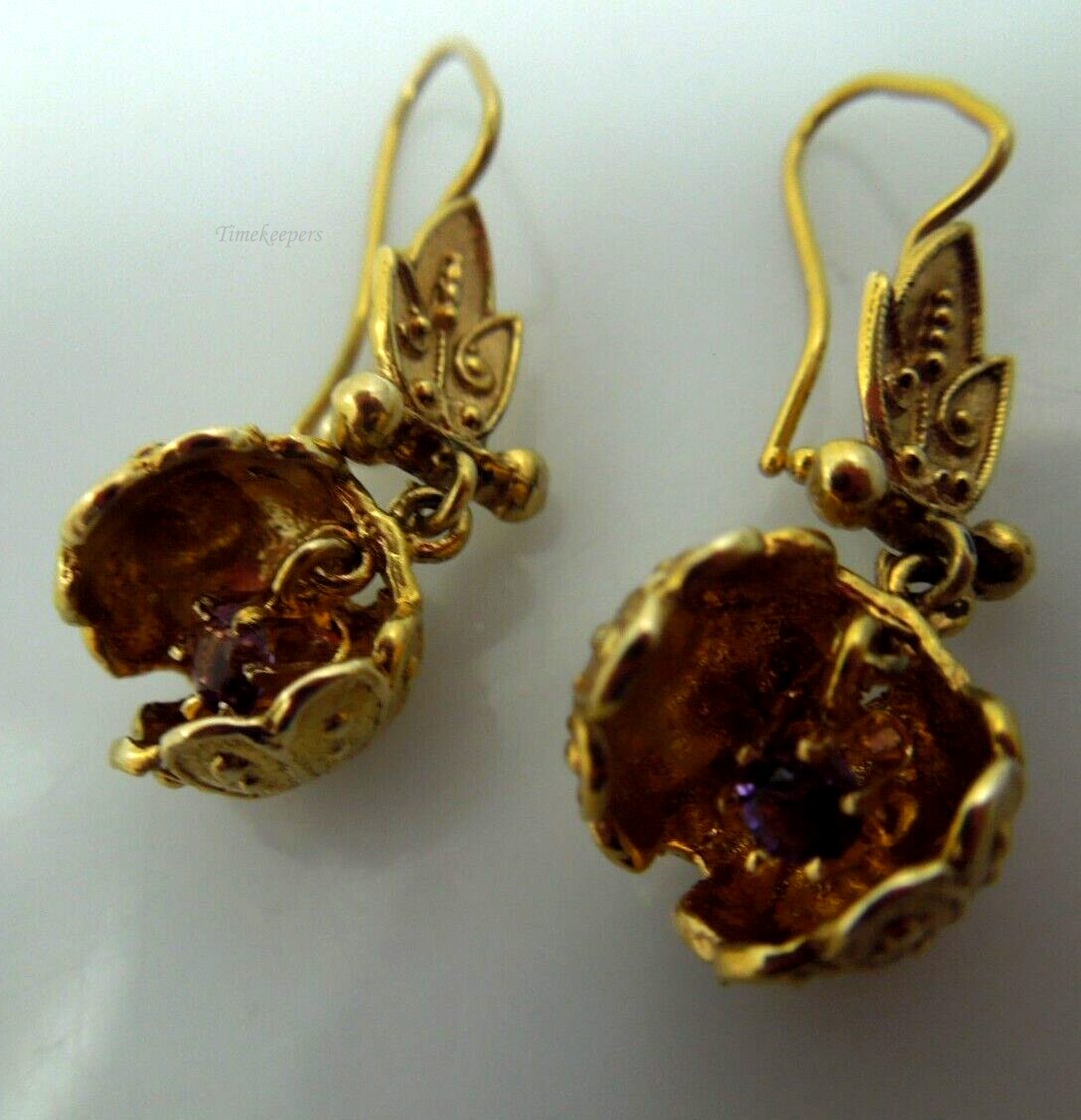 s200 Pretty Pair of 14kt Yellow Gold Dangle Earrings