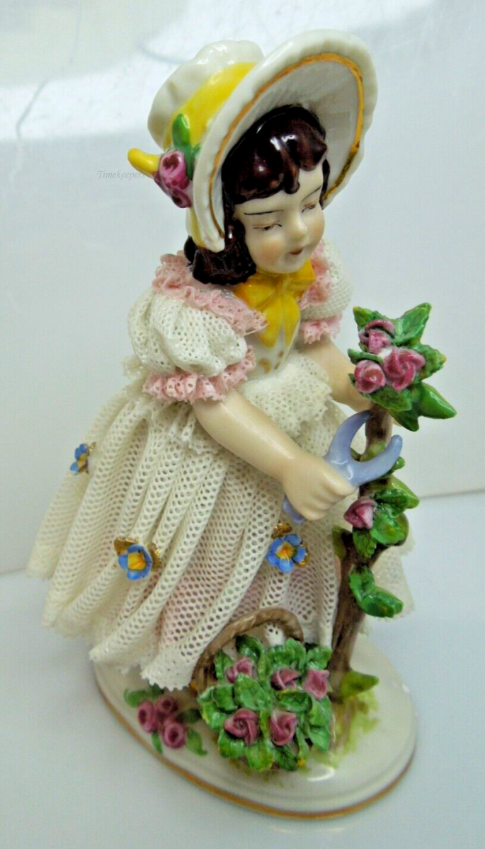 s795 Antique Dresden German Continental Porcelain Figurine Lady in Lace Trim Dress With Roses