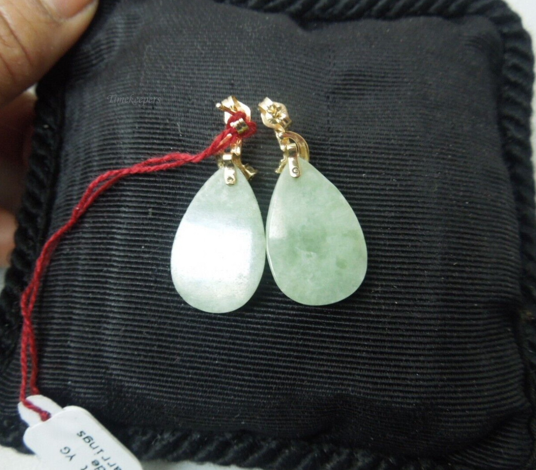 s907 14kt Yellow Gold Diamond Jade Teardrop Dangle Earrings