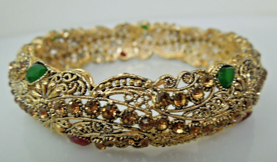 s956 Antique Czech Gold Tone Green Crystal Leaf Filigree Bracelet