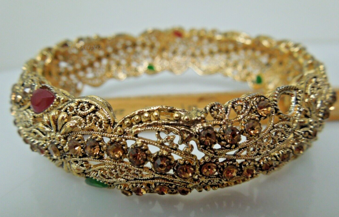 s956 Antique Czech Gold Tone Green Crystal Leaf Filigree Bracelet