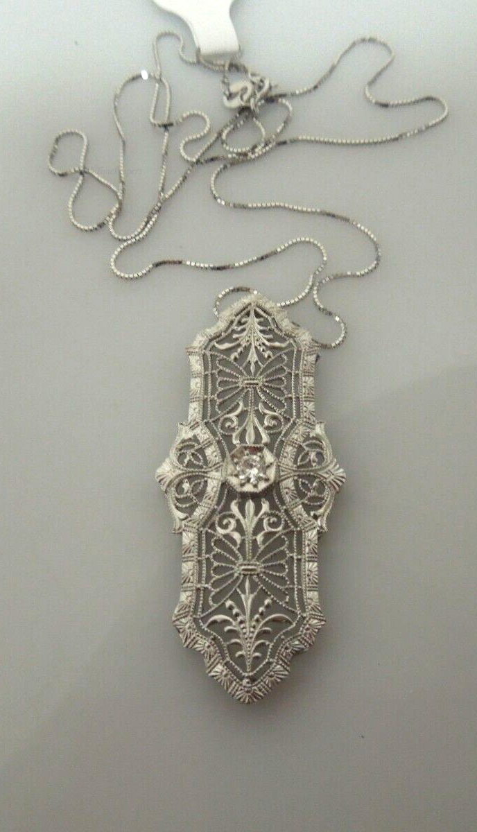 s157 14kt White Gold Diamond .10cts Filigree Pendant Necklace 20"