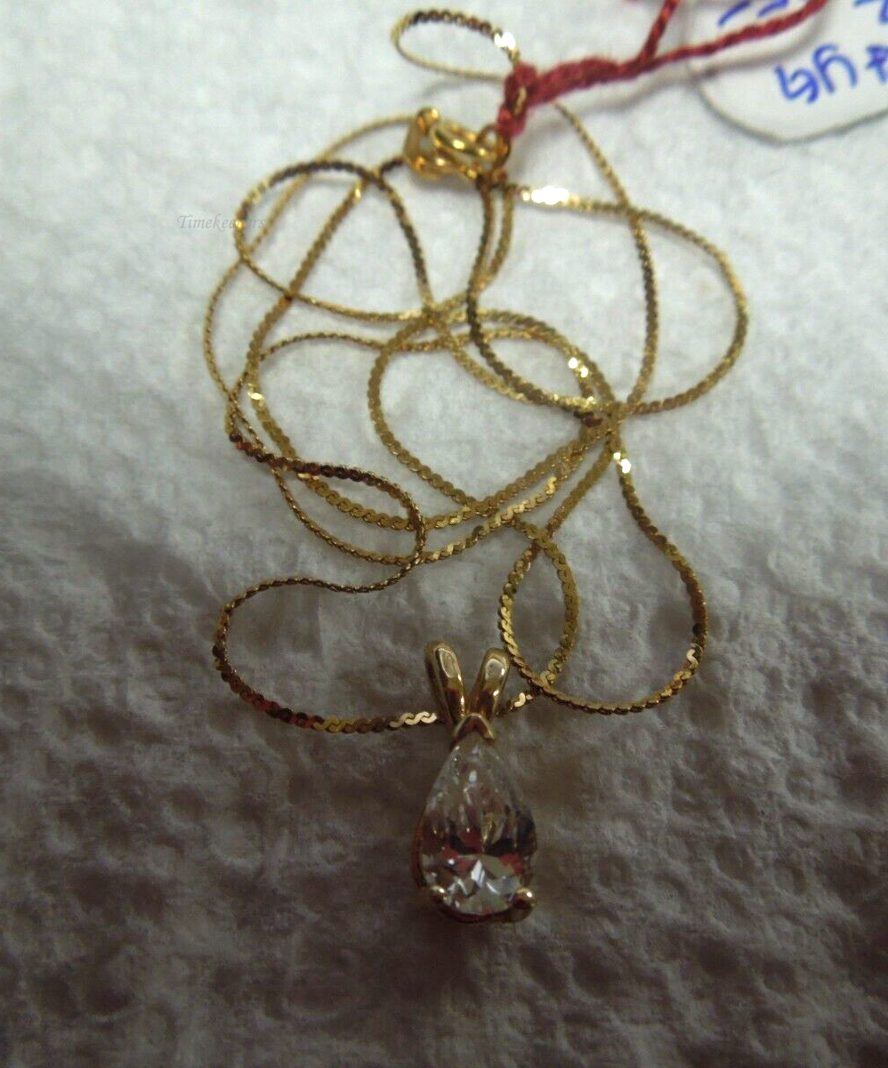 s695 14kt Yellow Gold Cubic Zirconia Pendant Necklace Signed 