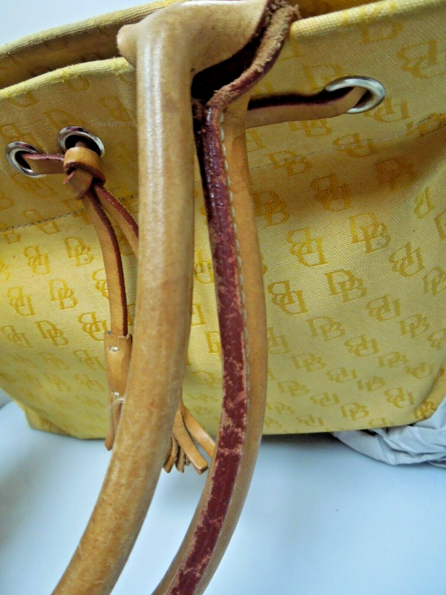 s805 Dooney &  Bourke Signature Yellow Tassel Top handle Tote Handbag