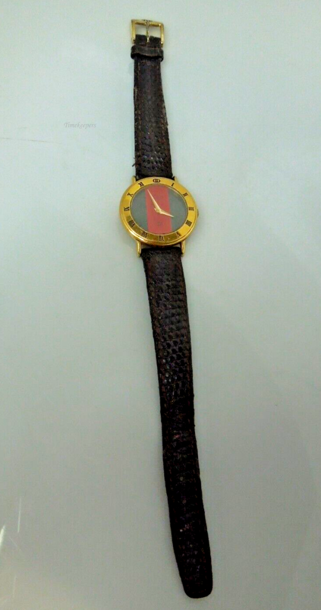 t154 AUTHENTIC GUCCI G 3000.L Gold Plated / Sherry Line / Original Croc Leather Sherry Watchband / Quartz / Swiss Made.