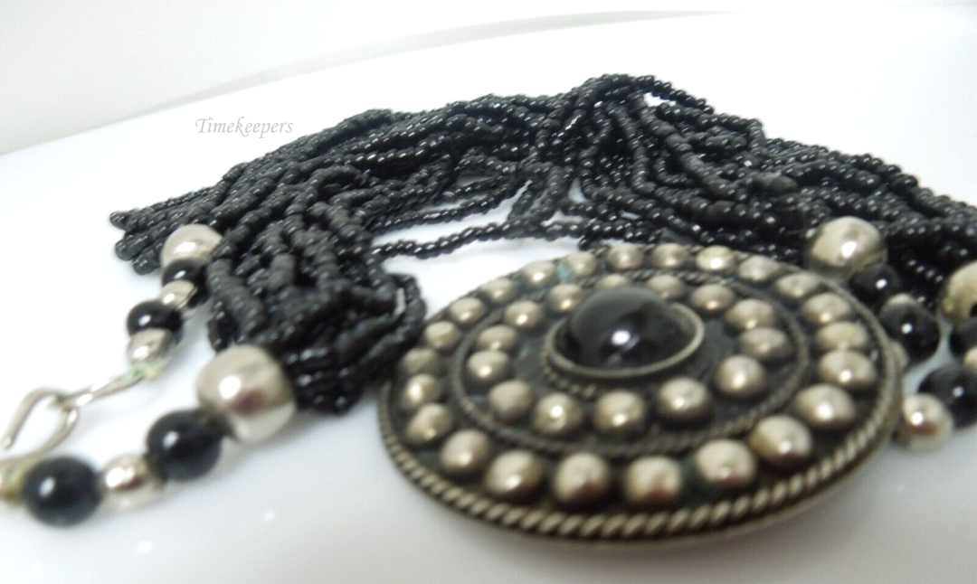 t065 Vintage Black Seed Bead Waterfall Round Pendant Necklace Multi Strand Boho Silver Tone Clasp 20"