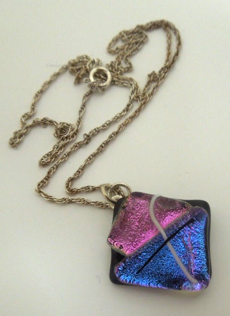 s152 Sterling Silver Chain and Purple Pink Pendant