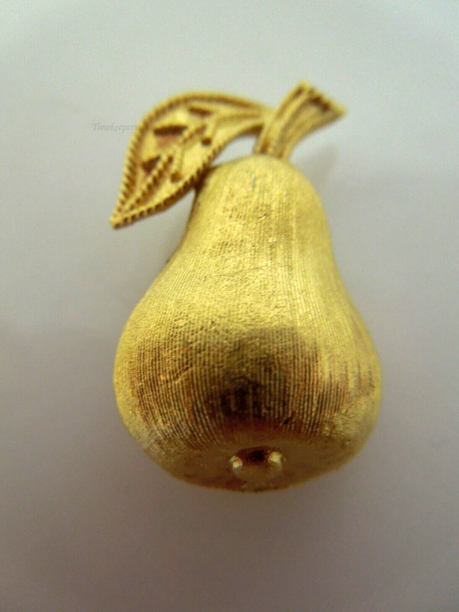 s627 Vintage Crown Trifari " Golden Pear" MINI Beautiful Pin Brooch Vintage 1960's