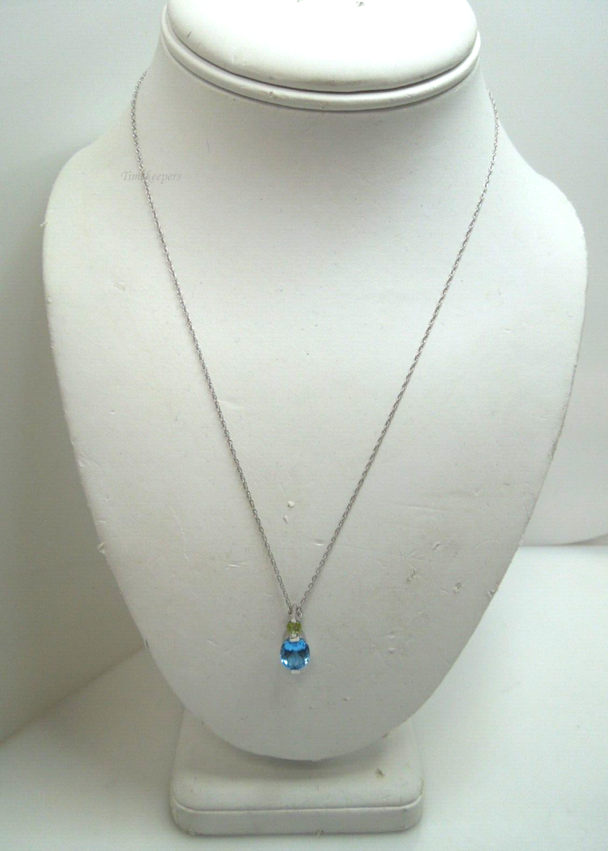 s563 14kt White Gold Peridot Blue Topaz  Pendant Chain Necklace Very Pretty