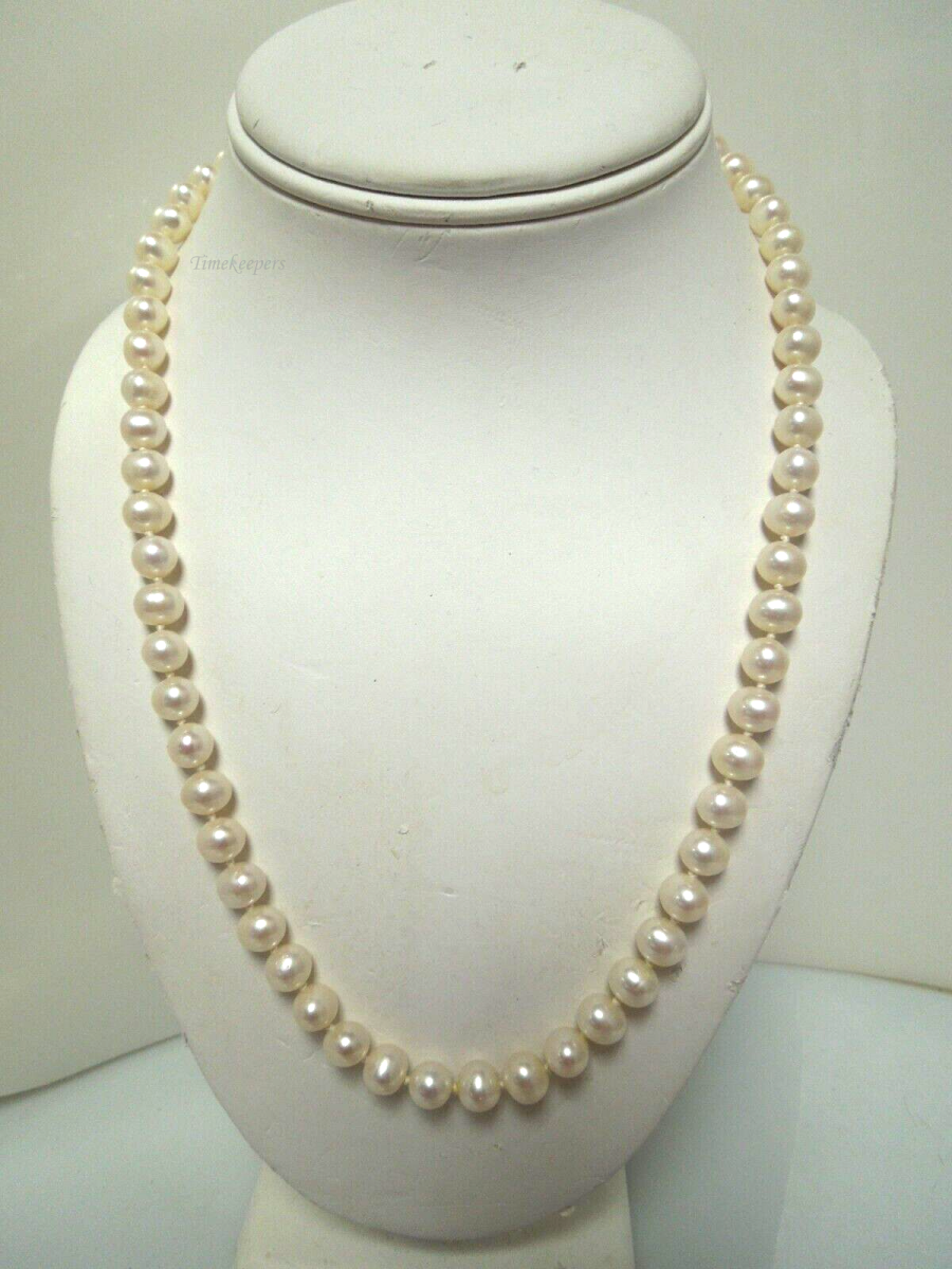 s819 Genuine Pearl Necklace with 14kt Yellow Gold Clasp 20"