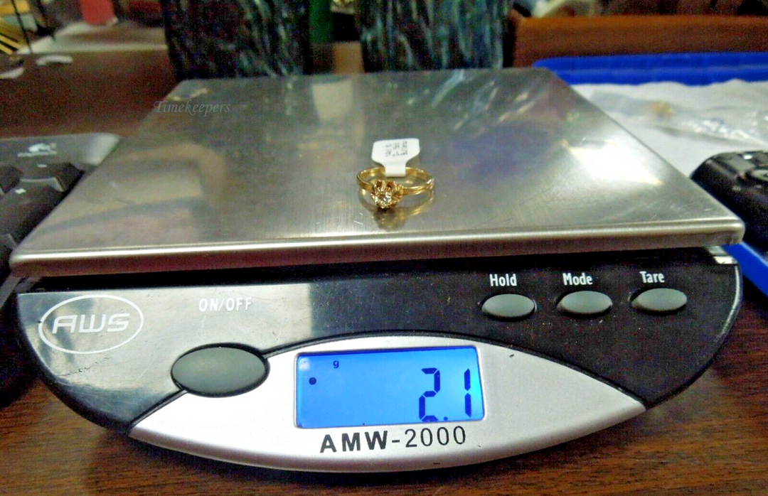 s864 14kt Yellow Gold Diamond .15 cts Buttercup Ring Size 5 1/2(US) Signed 2.1g,14kt Solid Yellow Gold Ring