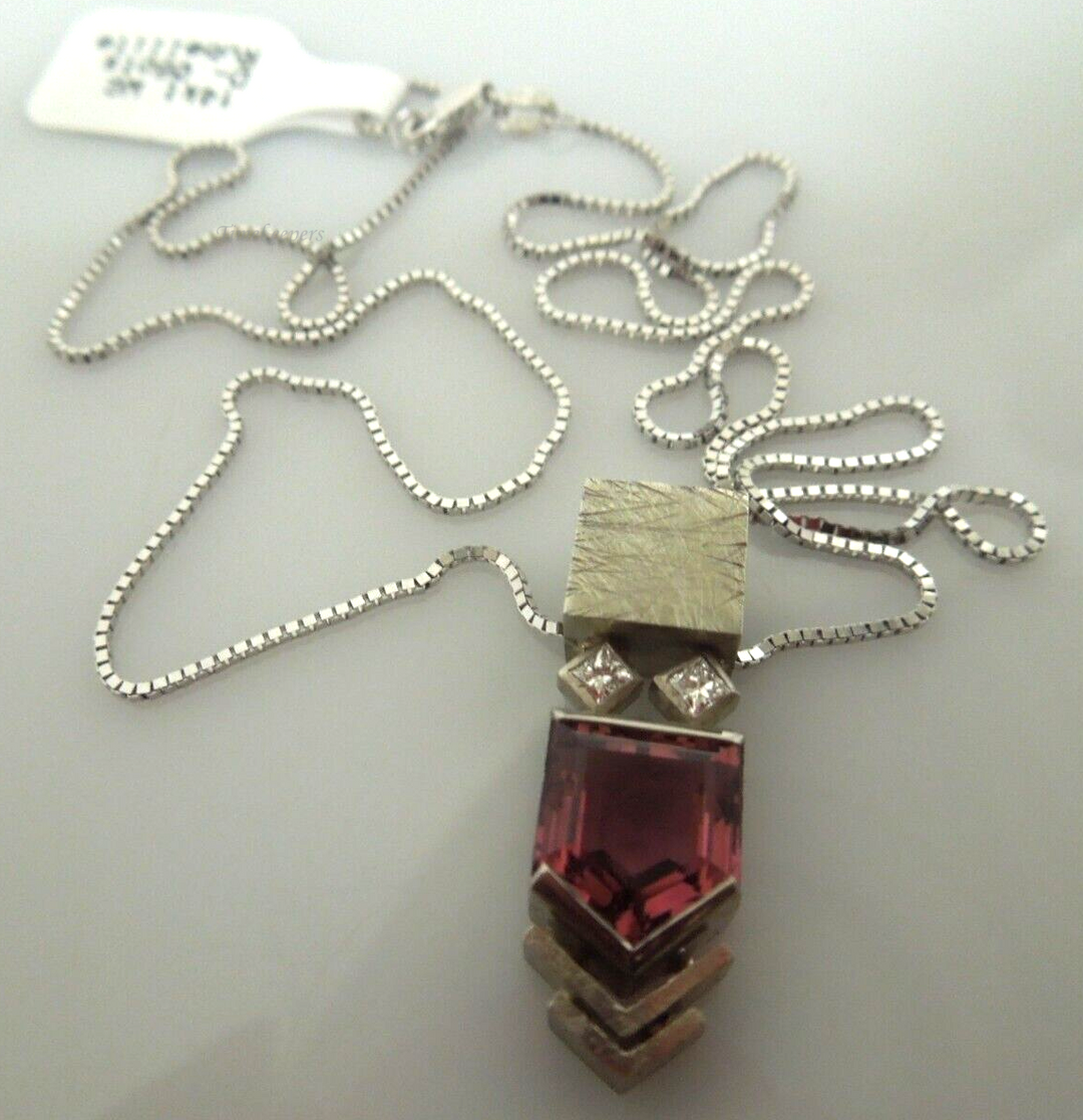 s164 14kt White Gold Diamond .06 cts Rubellite Gemstone Pendant Necklace 20"