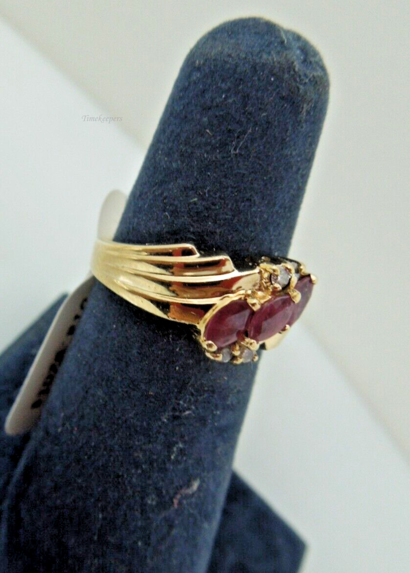 s857 14kt Solid Yellow Gold Ruby Diamond .02 cts Ring Size  5.25(US) Signed