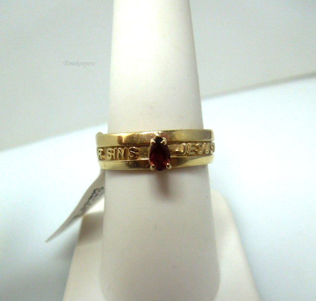 s176 10kt Yellow Gold Garnet Wedding Band Size 8(US) Signed