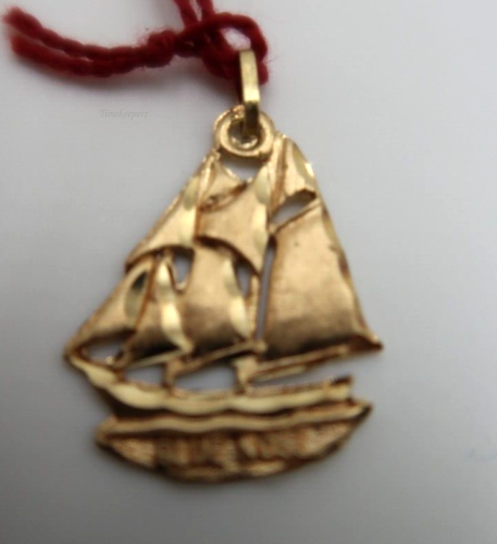 t192 Sail Boat Pendant in 14kt Solid Yellow Gold