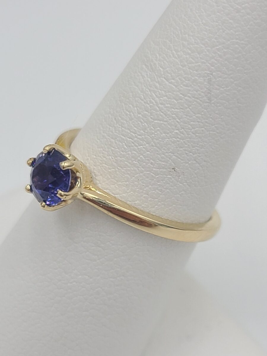 k639 Stunning 14kt Yellow Gold Natural Sapphire Engagement Ring Size 7.5